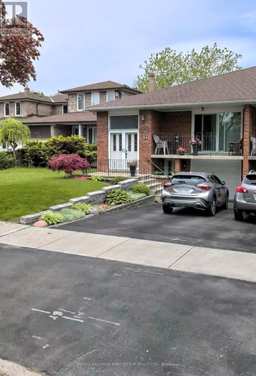 Listing photo of ROOM #2 - 23 ST. PASCHAL COURT N