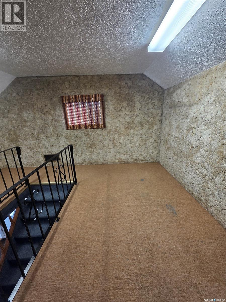 342 TAVISTOCK AVENUE - 23