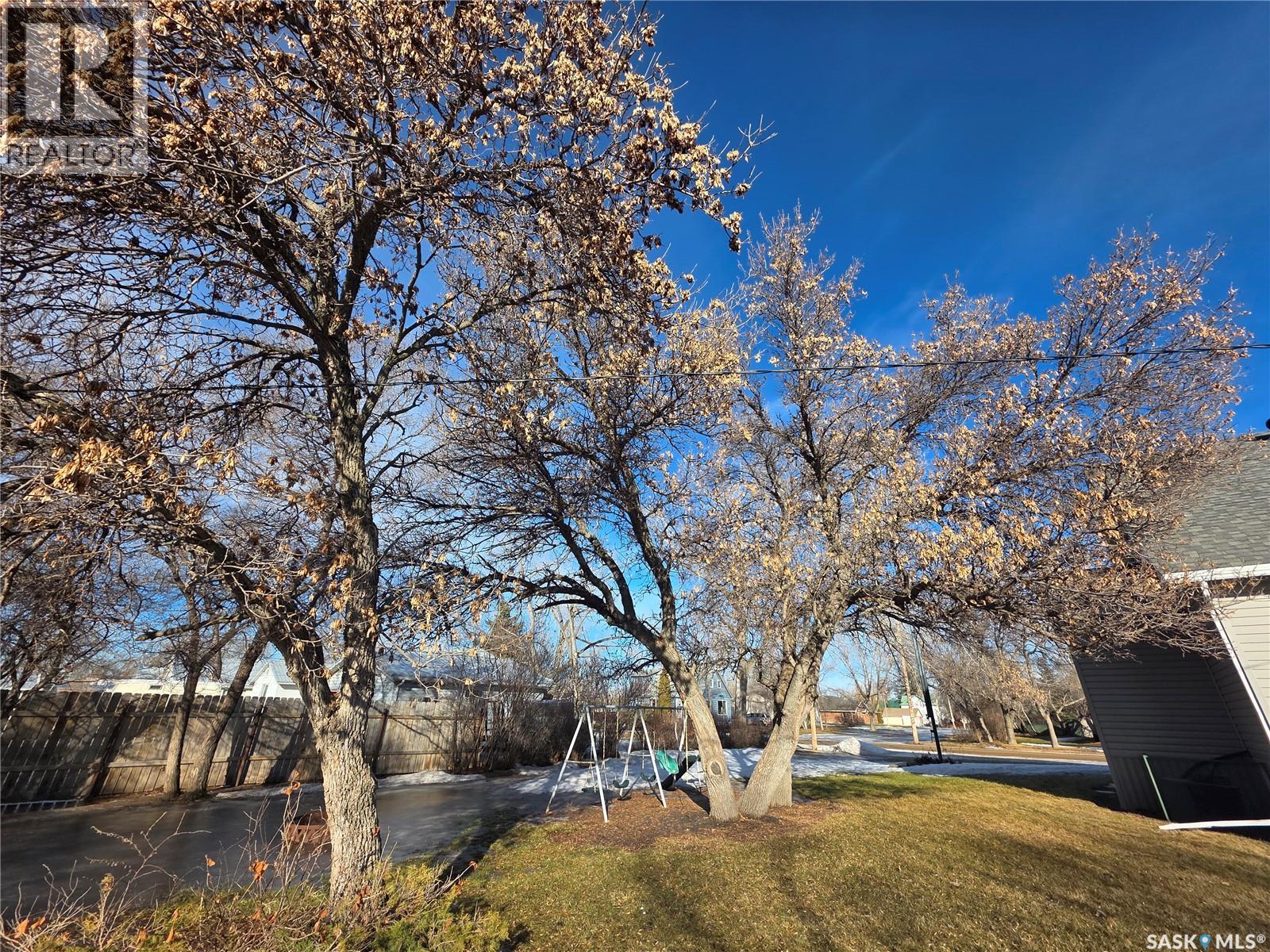 342 TAVISTOCK AVENUE - 44