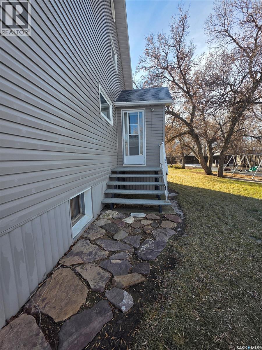 342 TAVISTOCK AVENUE - 46