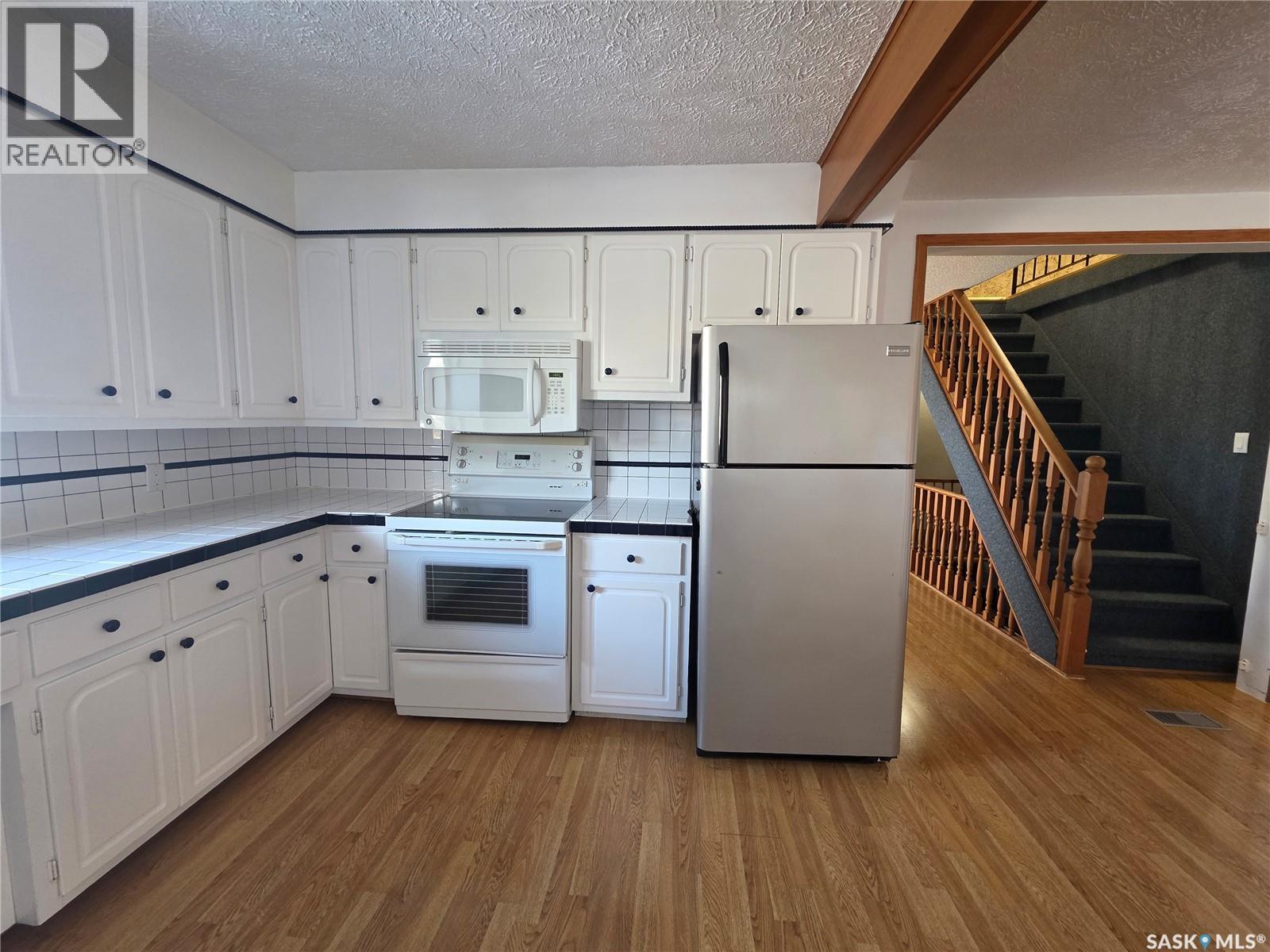 342 TAVISTOCK AVENUE - 5