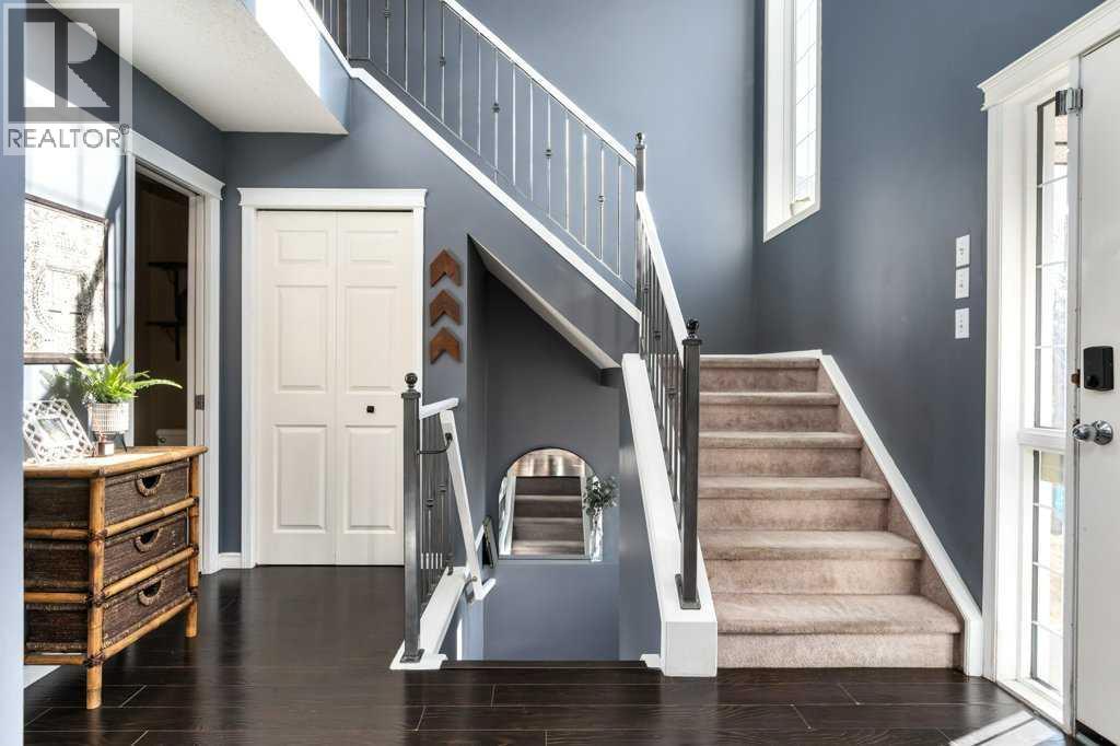 Single Family House for Sale in  Everstone Way SW Evergreen Calgary 