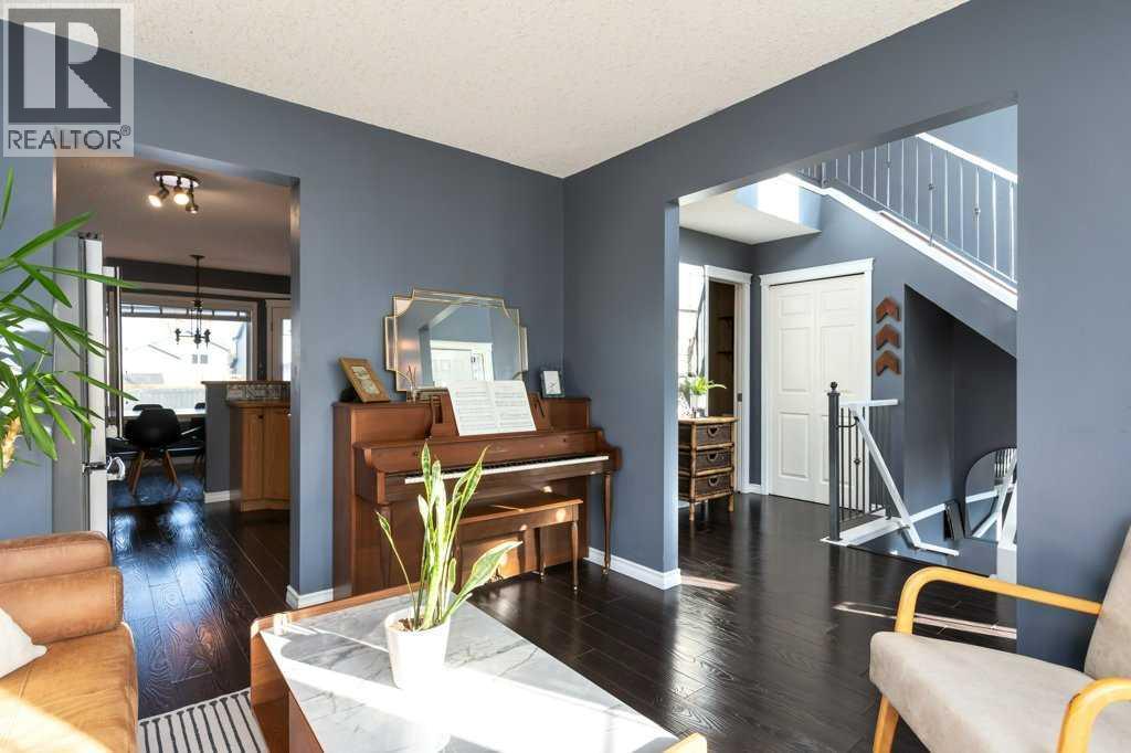 Single Family House for Sale in  Everstone Way SW Evergreen Calgary 