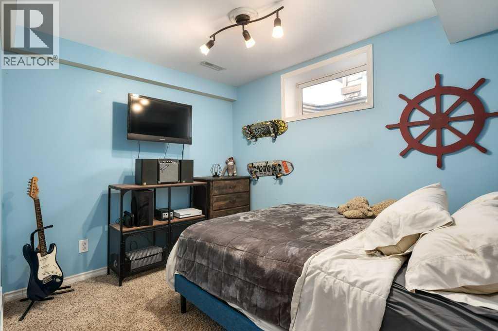 Single Family House for Sale in  Everstone Way SW Evergreen Calgary 