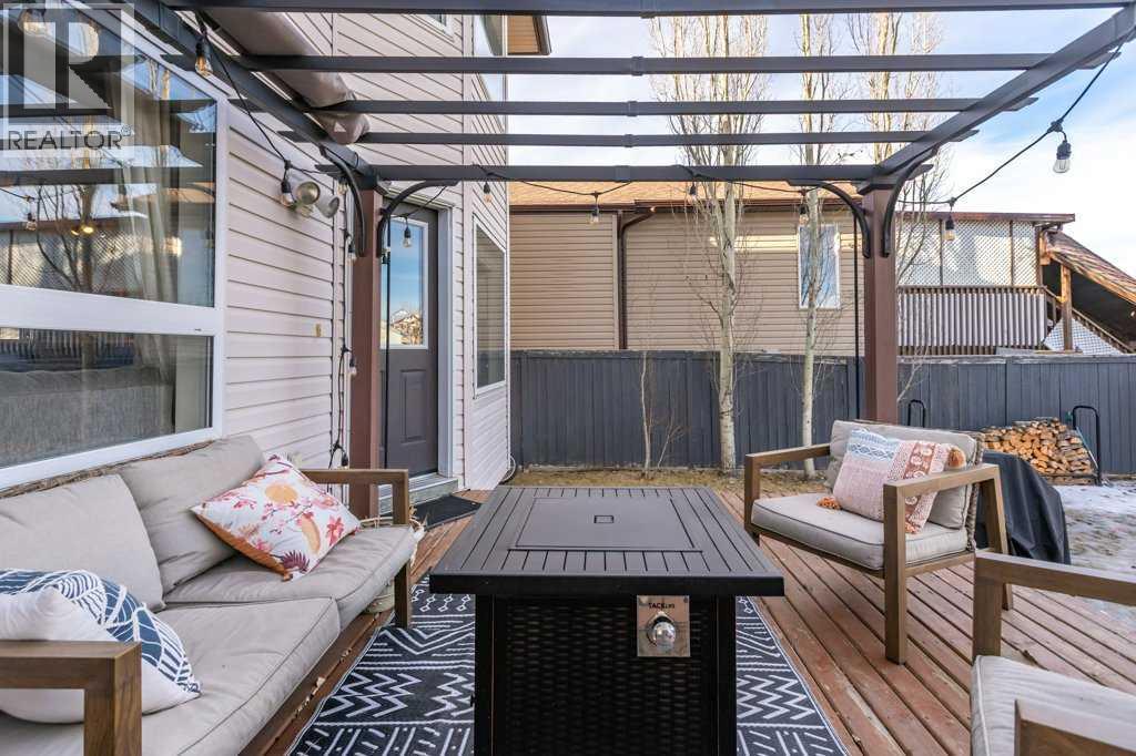 Single Family House for Sale in  Everstone Way SW Evergreen Calgary 