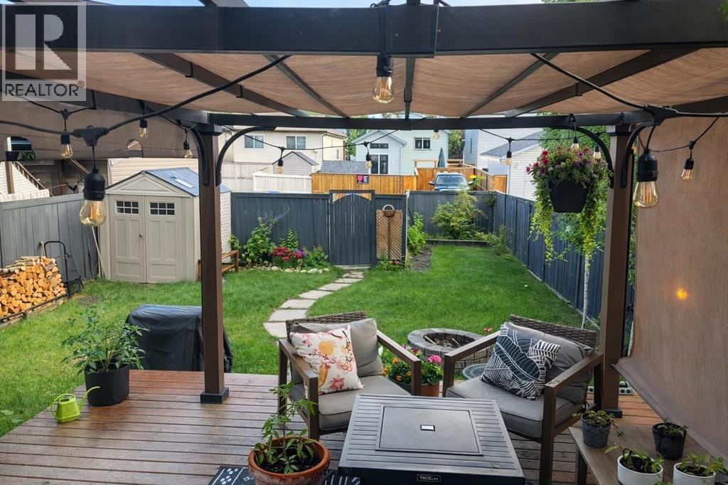 Single Family House for Sale in  Everstone Way SW Evergreen Calgary 