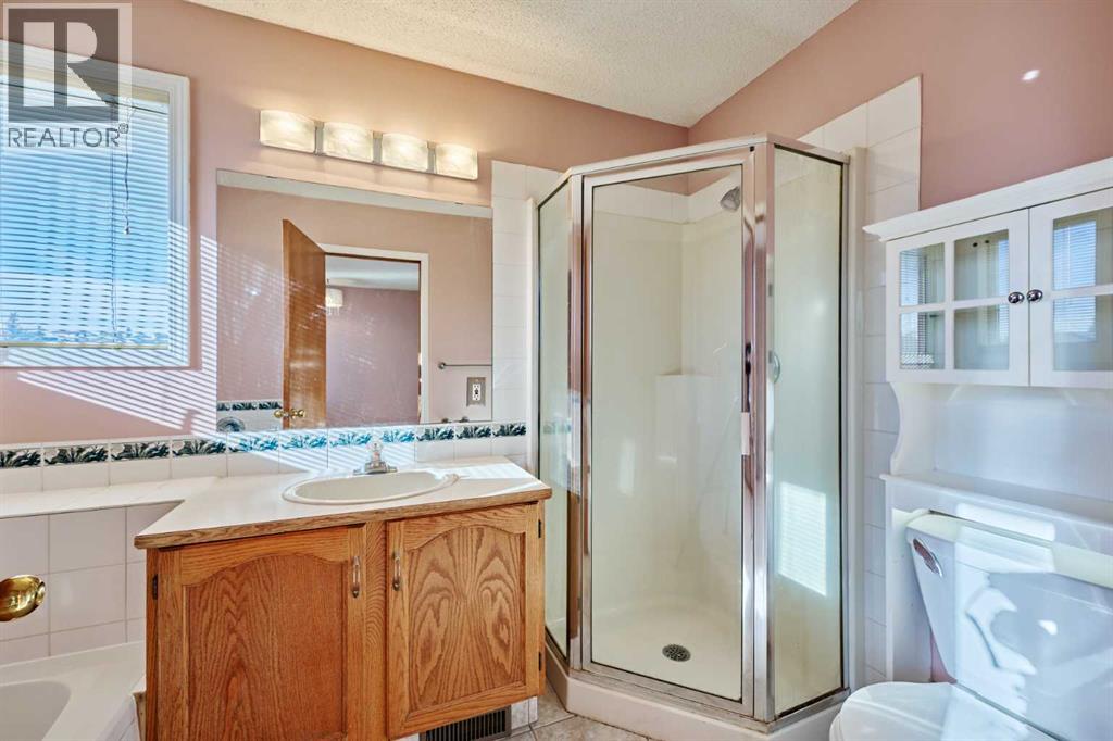 Single Family House for Sale in  Harvest Hills Drive NE Harvest Hills Calgary 