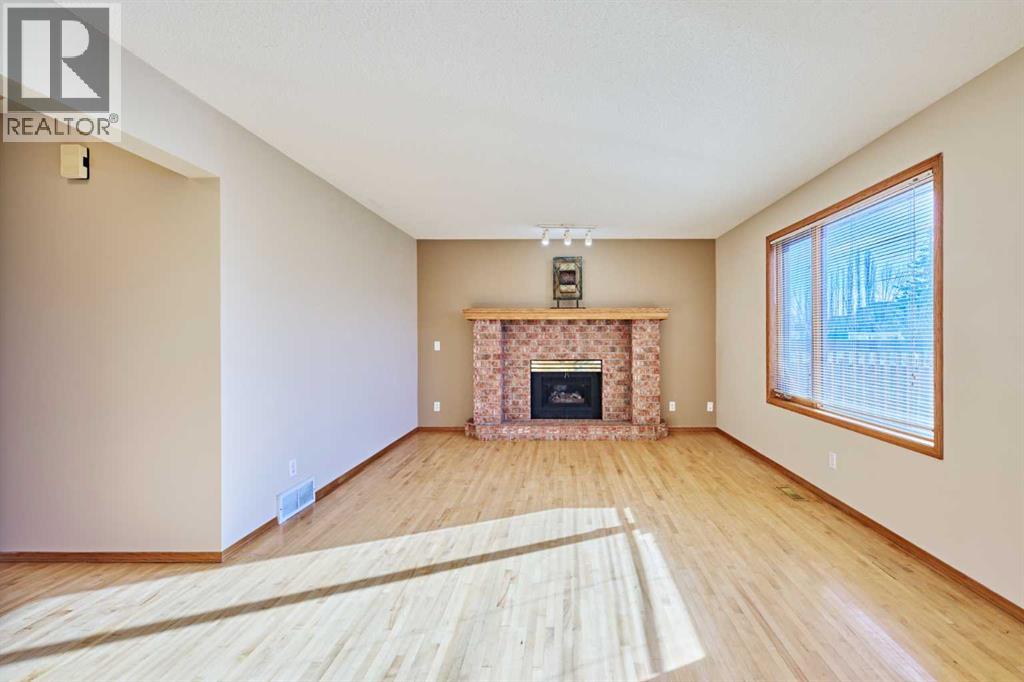 Single Family House for Sale in  Harvest Hills Drive NE Harvest Hills Calgary 