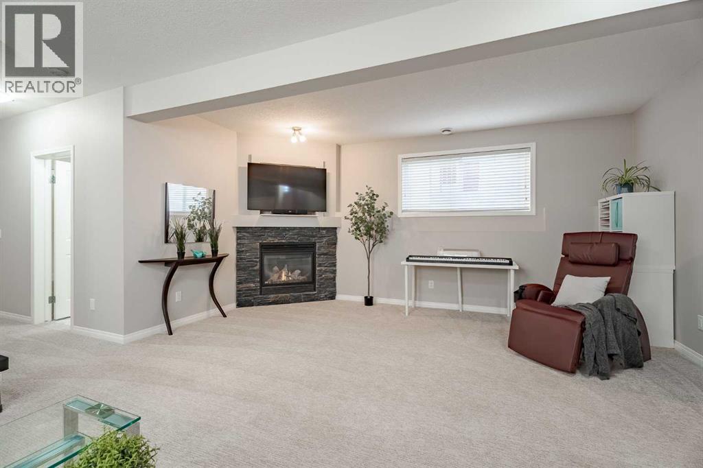 Single Family House Bi-level for Sale in  Covebrook Close NE Coventry Hills Calgary 