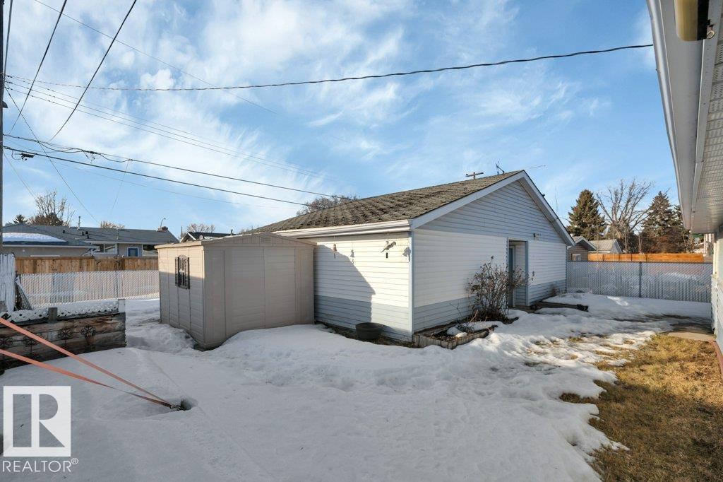 8016 161 ST NW, Edmonton