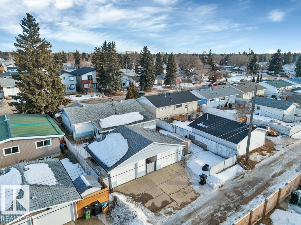 8016 161 ST NW, Edmonton