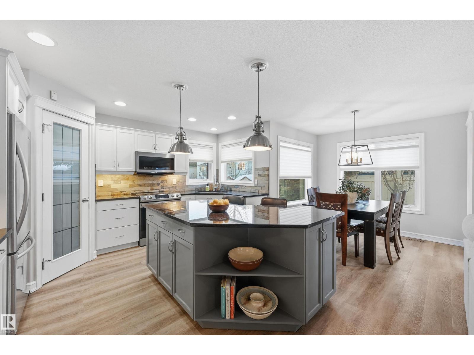 231 LINDSAY CR NW, Edmonton