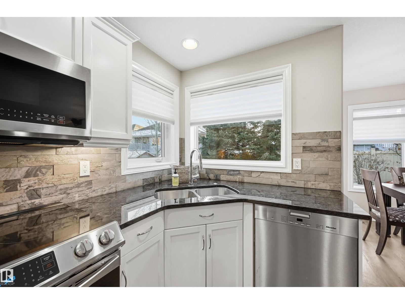 231 LINDSAY CR NW, Edmonton