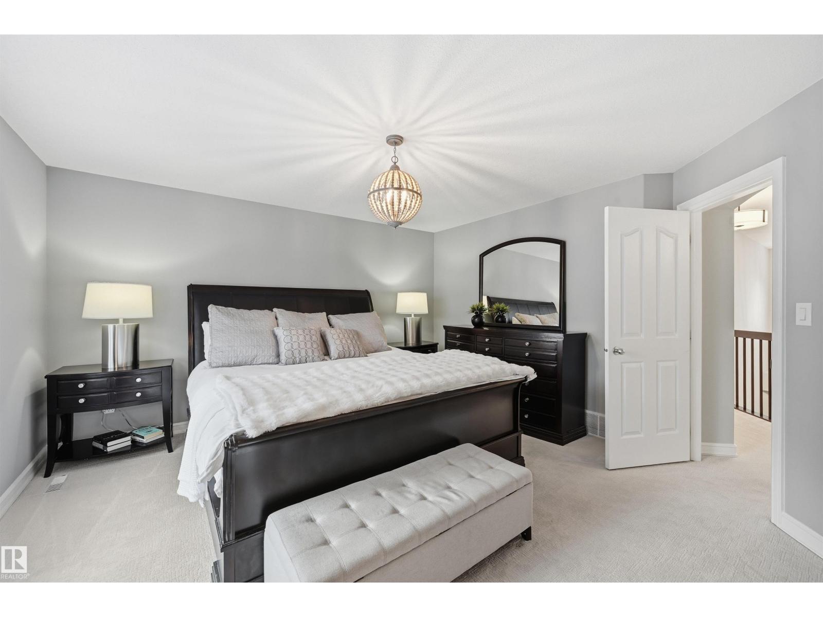 231 LINDSAY CR NW, Edmonton