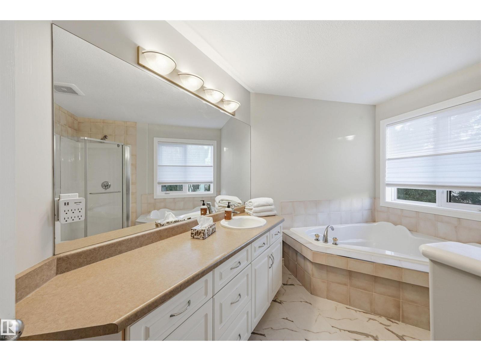 231 LINDSAY CR NW, Edmonton