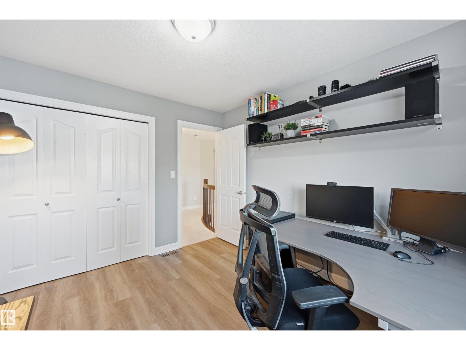 231 LINDSAY CR NW, Edmonton