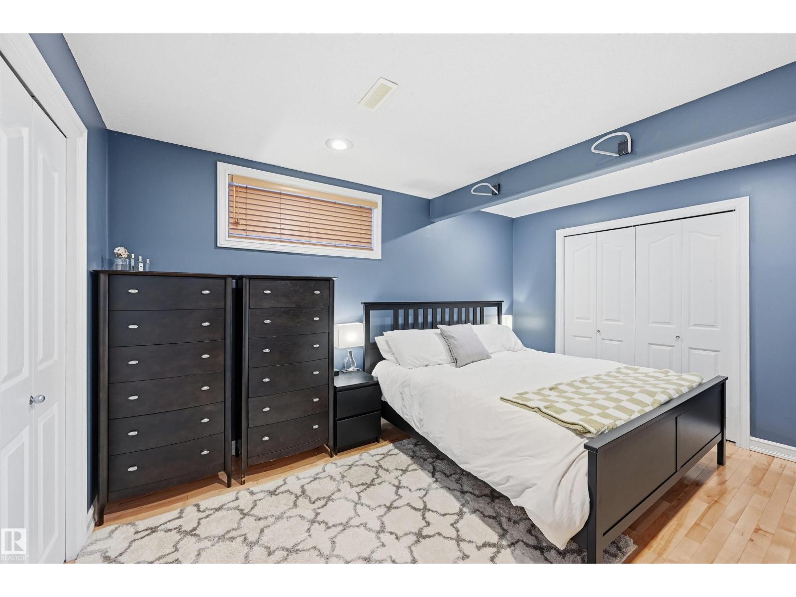 231 LINDSAY CR NW, Edmonton