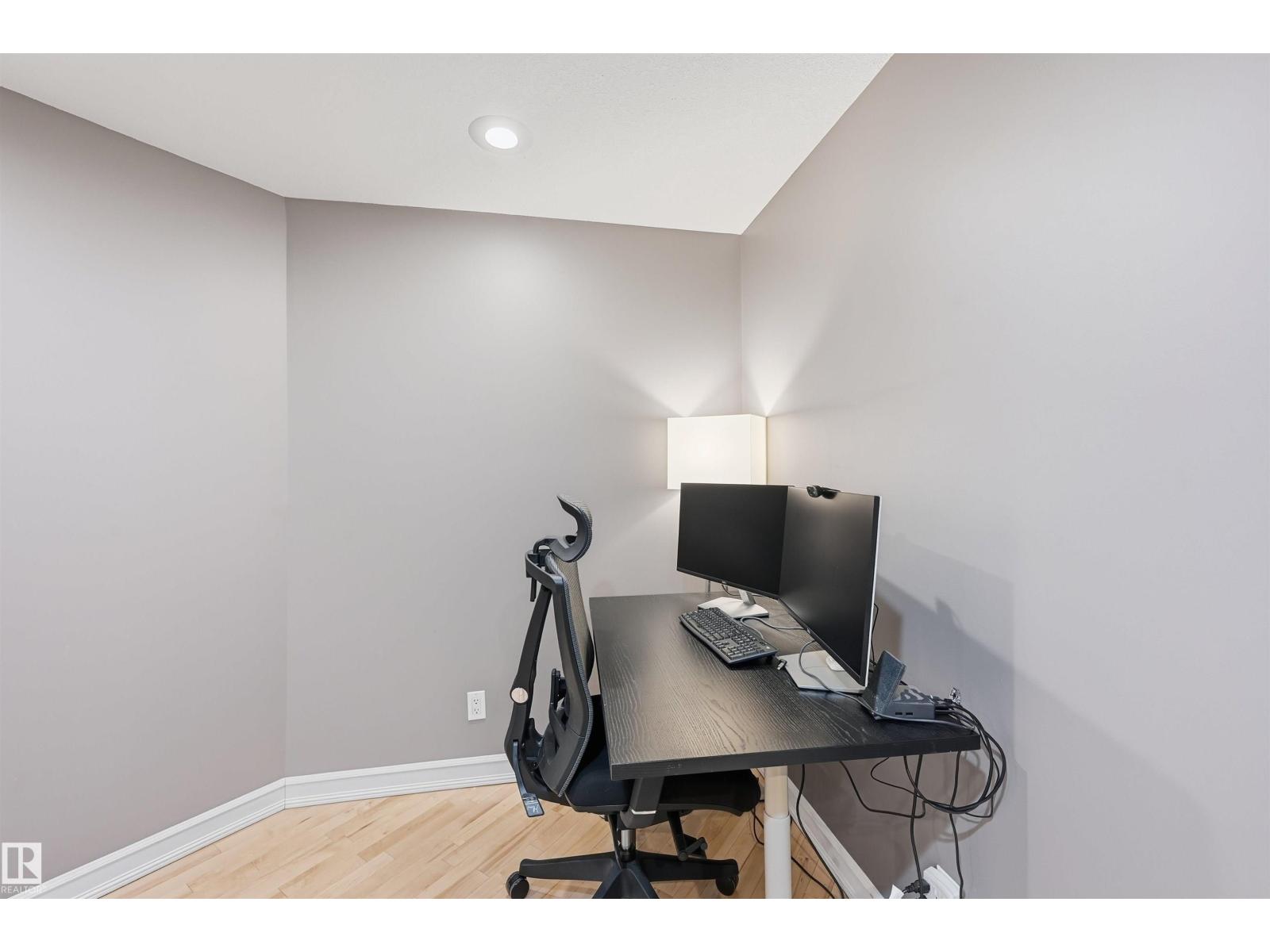 231 LINDSAY CR NW, Edmonton