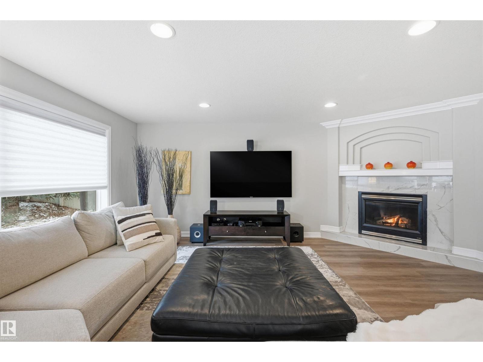 231 LINDSAY CR NW, Edmonton