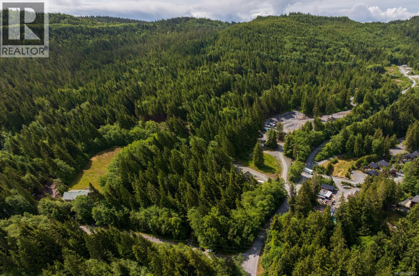 17204 Osprey Pl - Photo 3 of 6, Port Renfrew, British Columbia