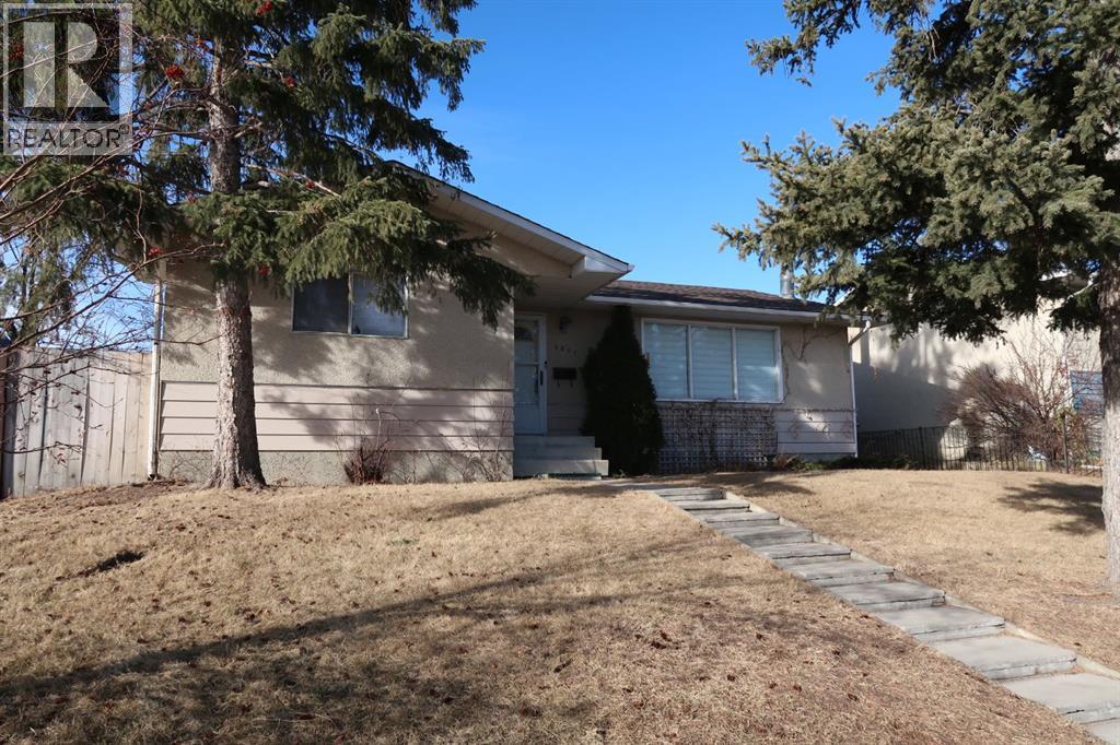 6807 Huntchester Road NE, Calgary, Alberta