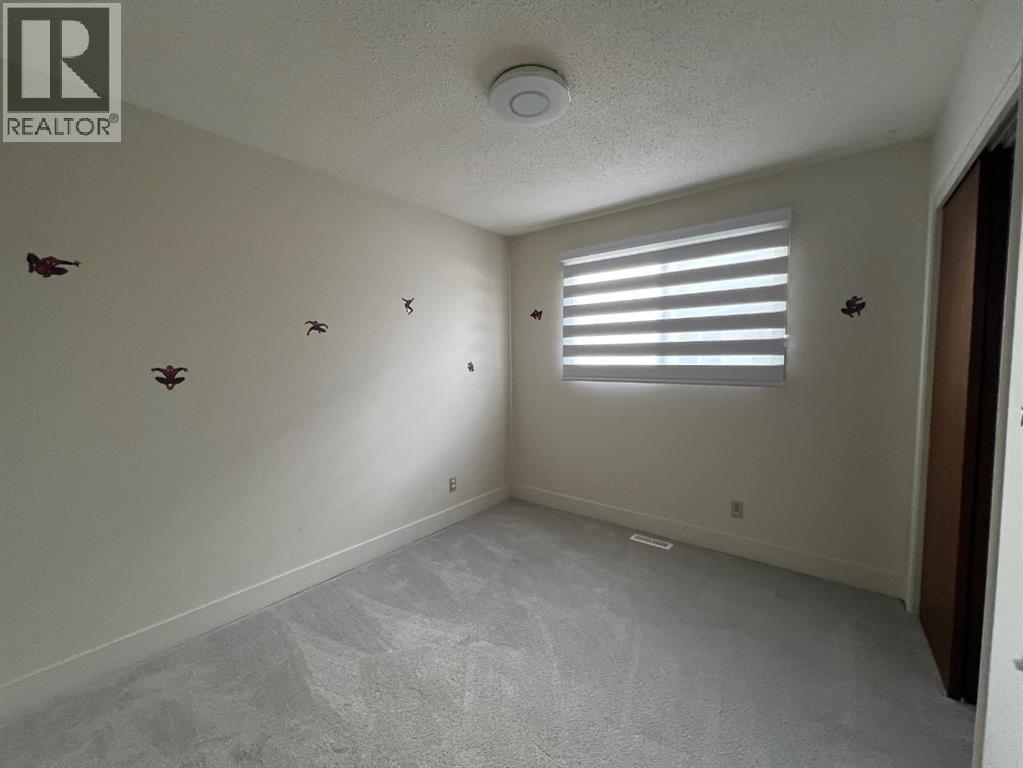 Single Family House Bungalow for Sale in  Huntchester Road NE Huntington Hills Calgary 