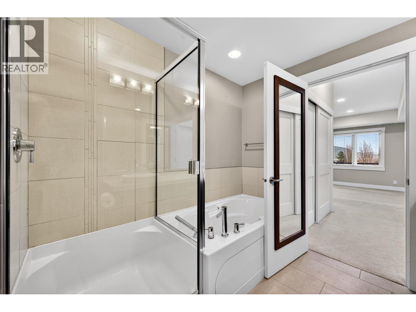 #1201 1405 SPRINGHILL DRIVE - 25