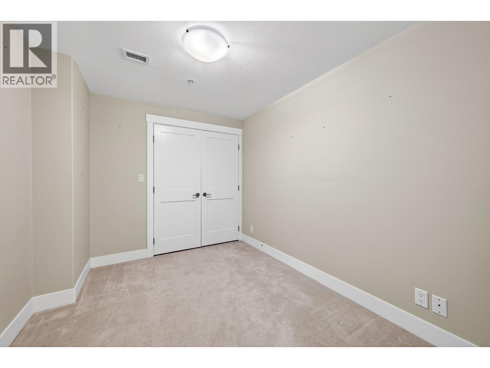 #1201 1405 SPRINGHILL DRIVE - 29