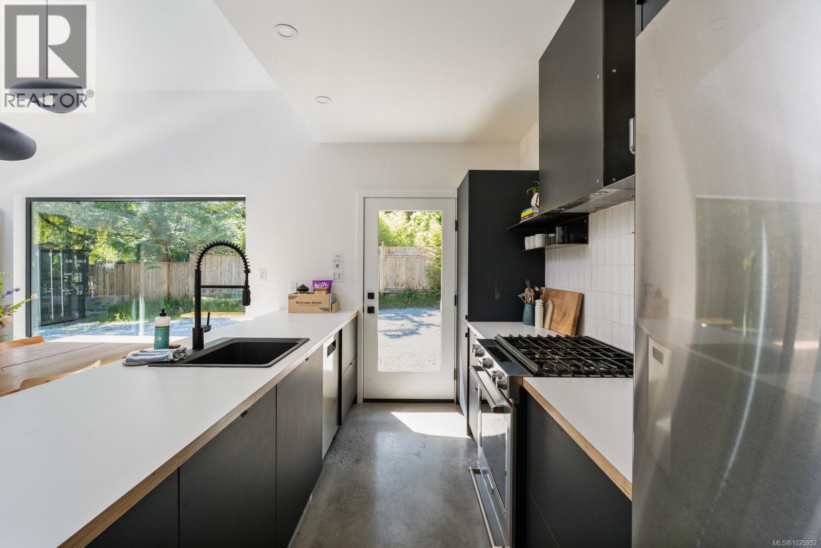  146 Menhinick Drive, Salt Spring