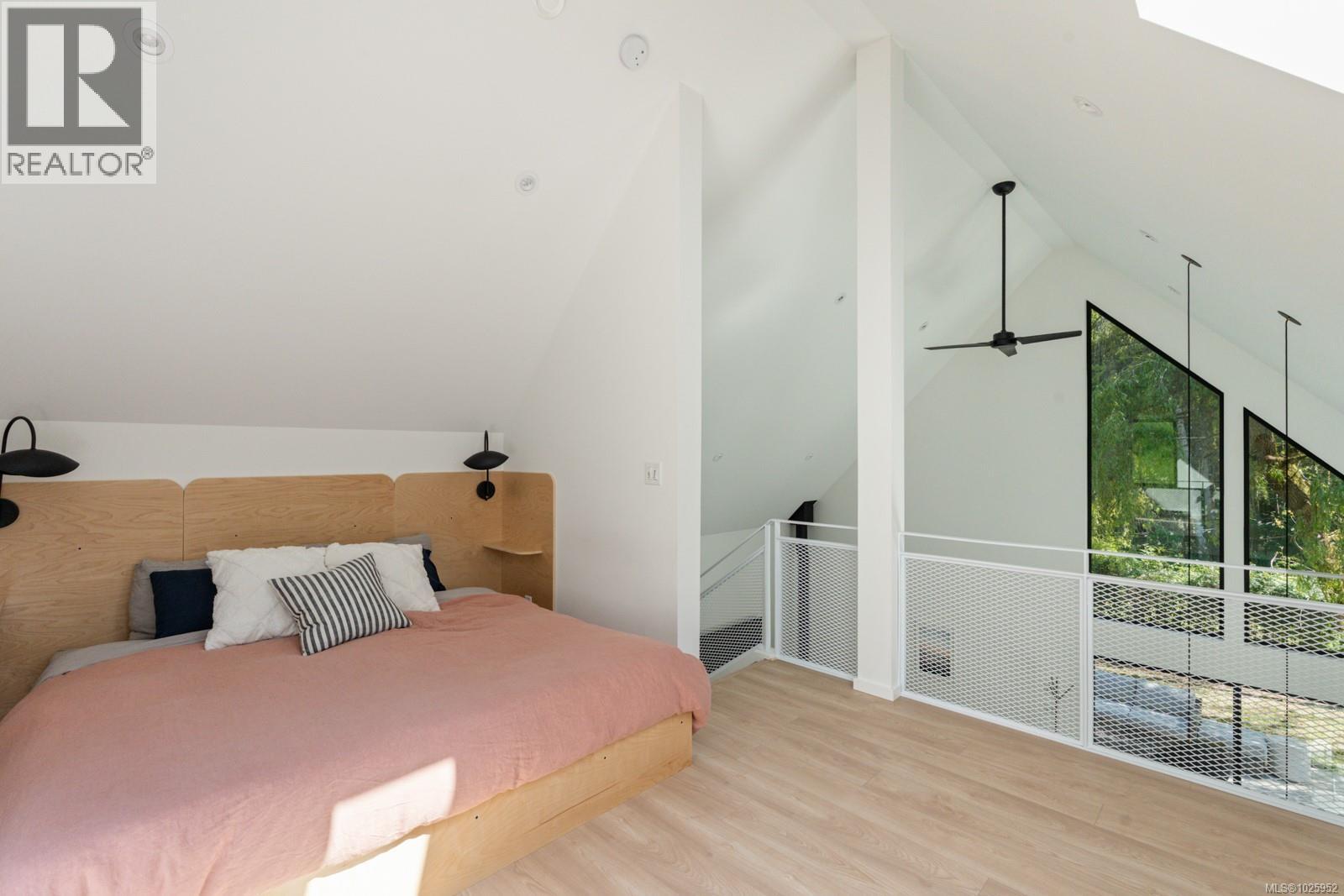  146 Menhinick Drive, Salt Spring