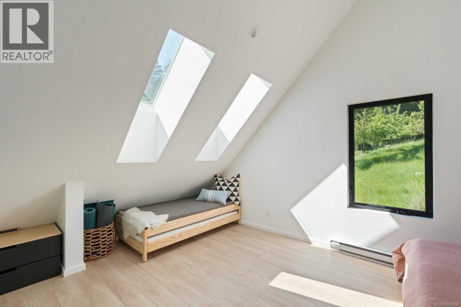  146 Menhinick Drive, Salt Spring