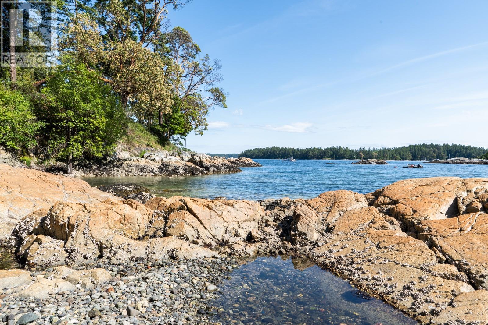  146 Menhinick Drive, Salt Spring