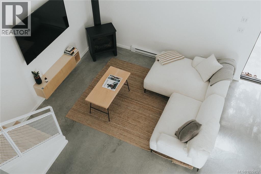  146 Menhinick Drive, Salt Spring