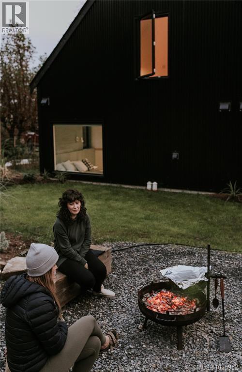  146 Menhinick Drive, Salt Spring