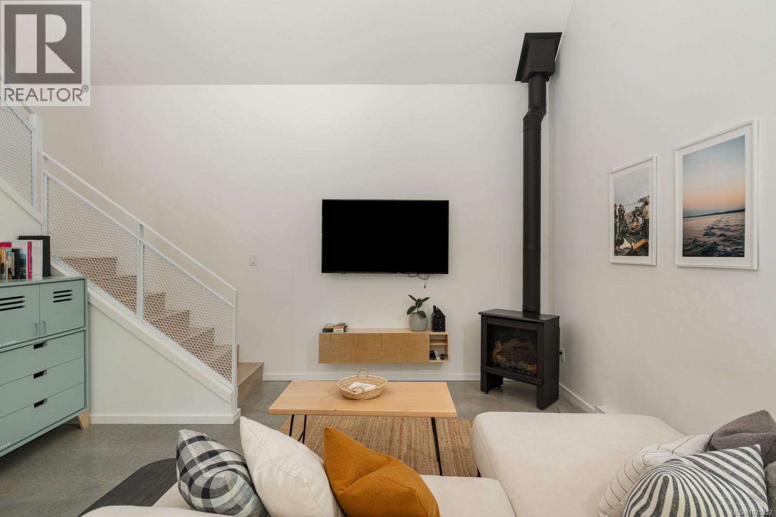  146 Menhinick Drive, Salt Spring