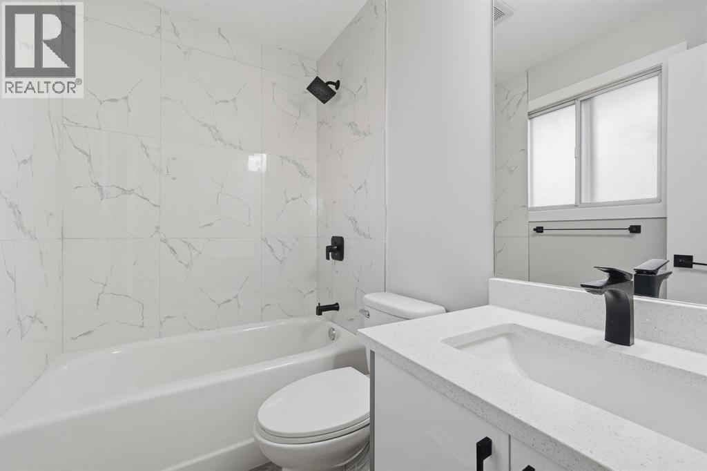 Single Family House Bi-level for Sale in   Street NE Rundle Calgary 