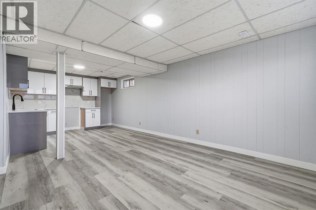 Single Family House Bi-level for Sale in   Street NE Rundle Calgary 