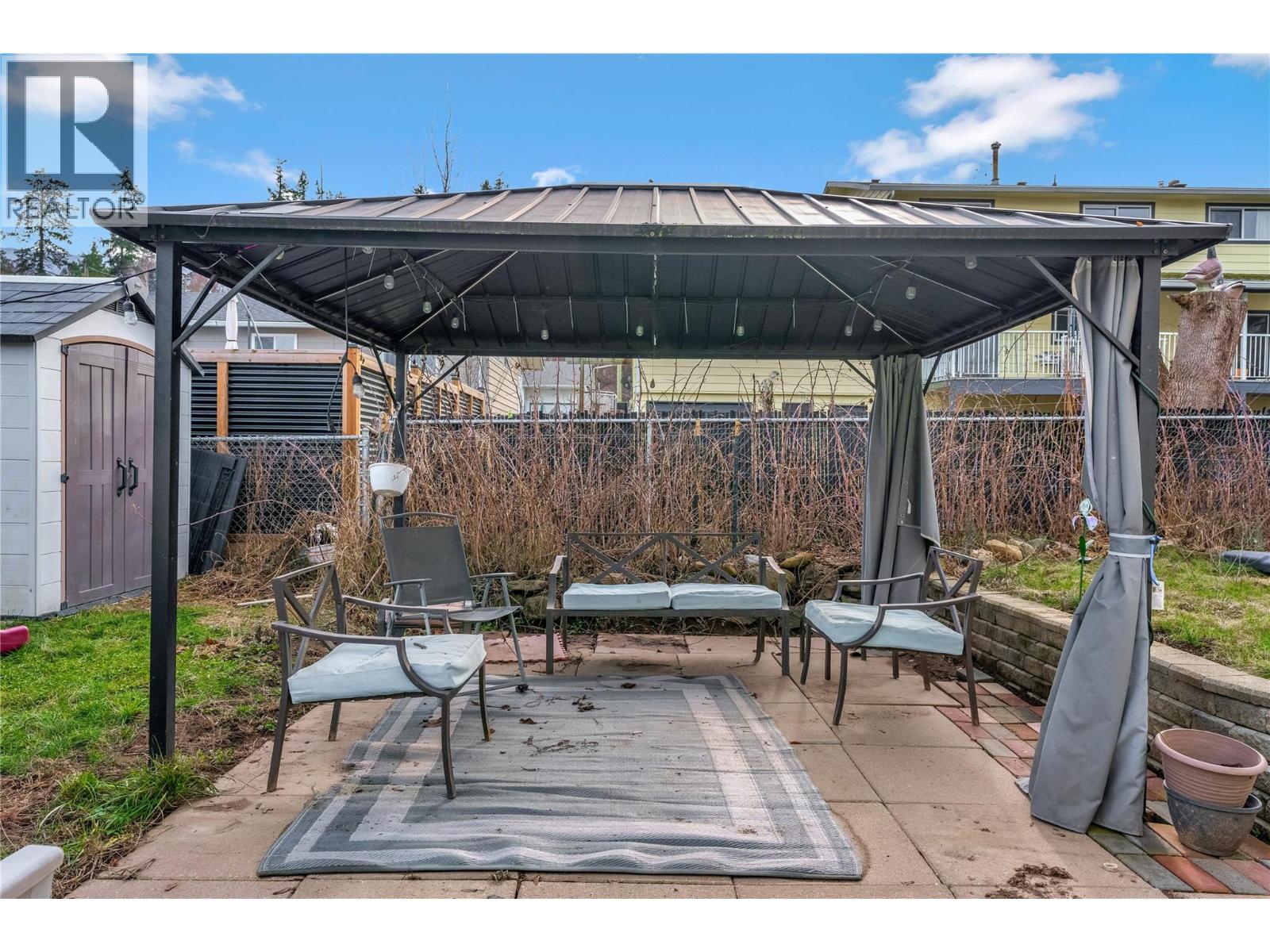 2465 Danallanko Drive, Armstrong