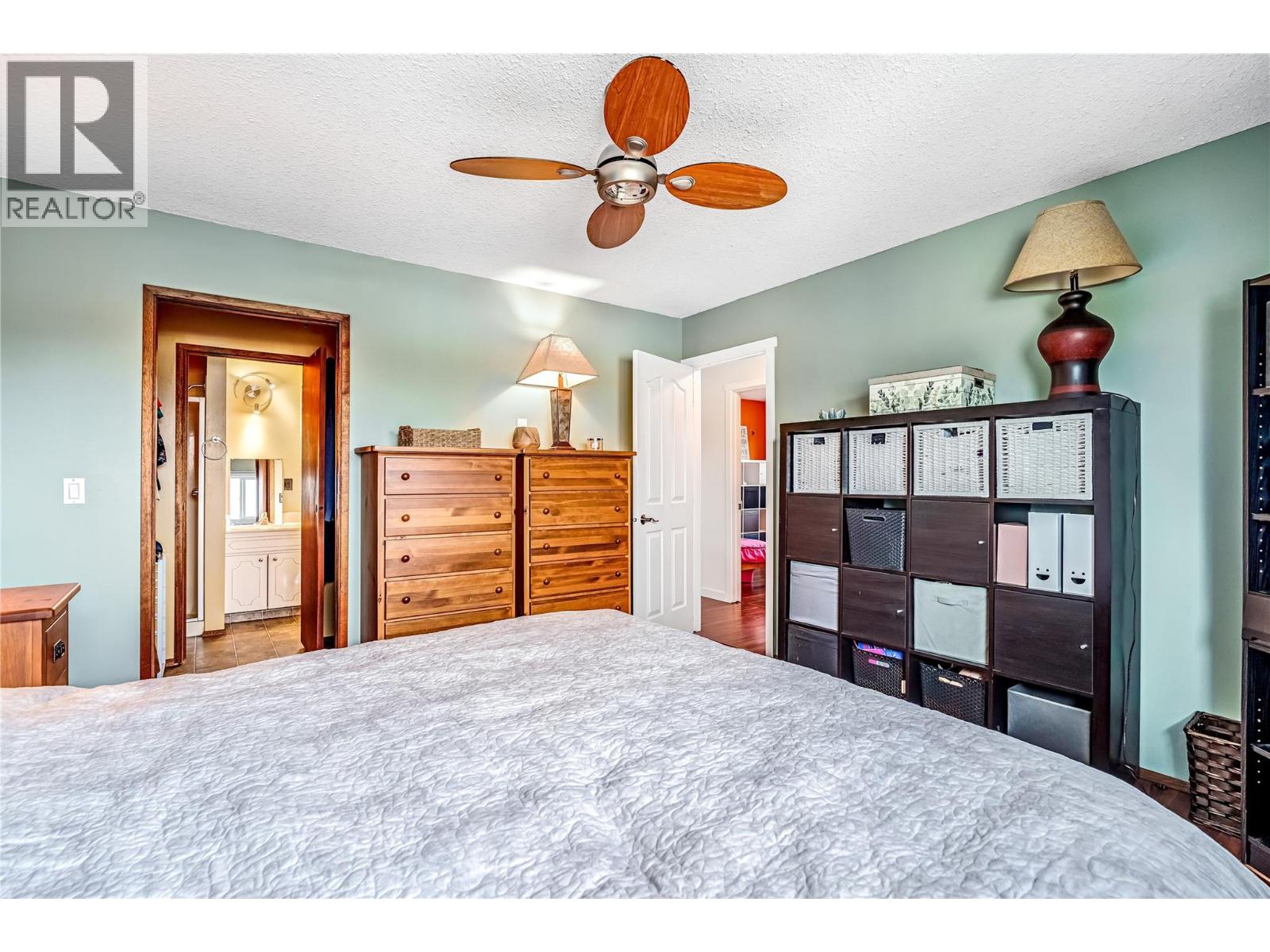 2465 Danallanko Drive, Armstrong