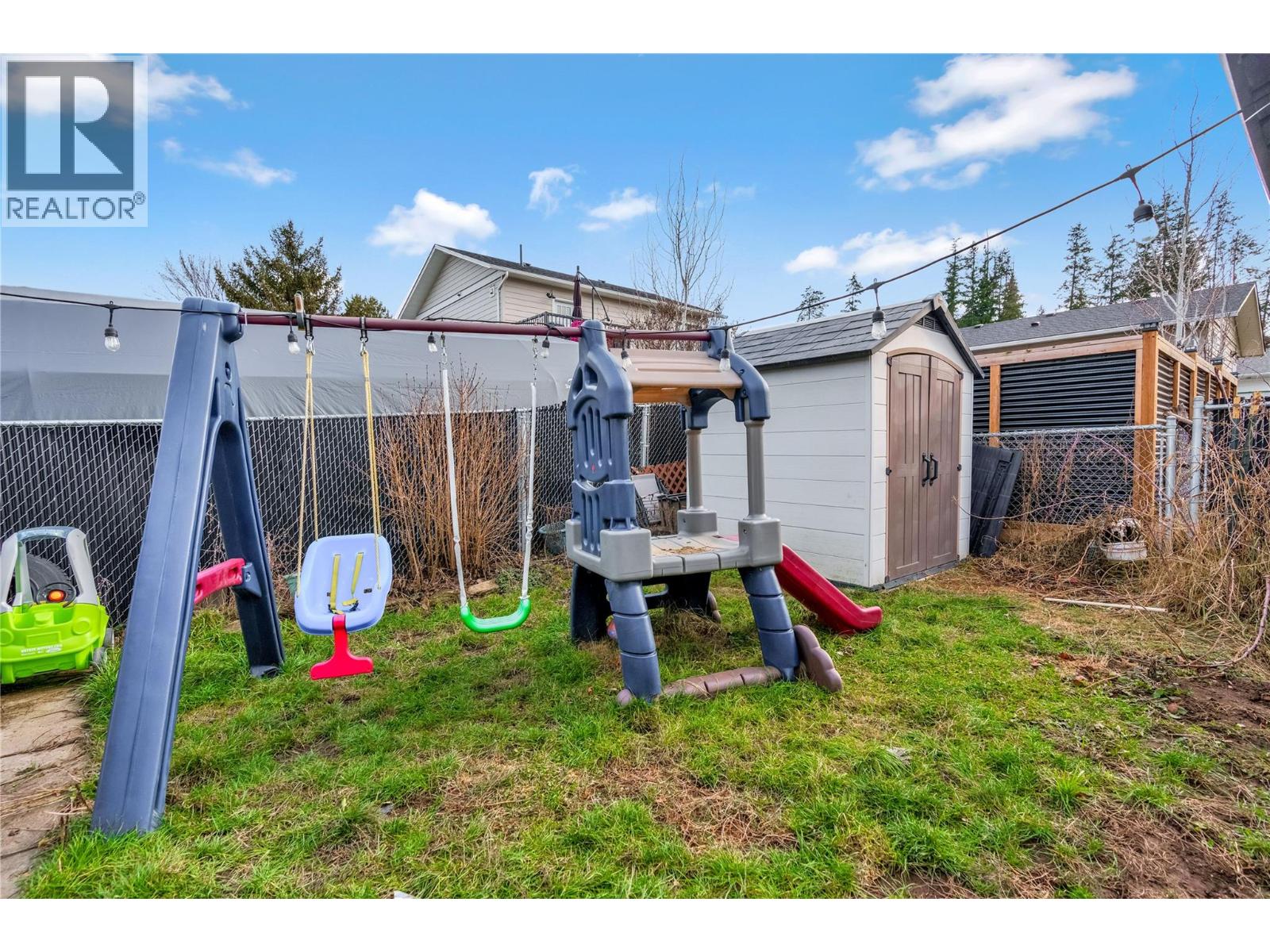 2465 Danallanko Drive, Armstrong