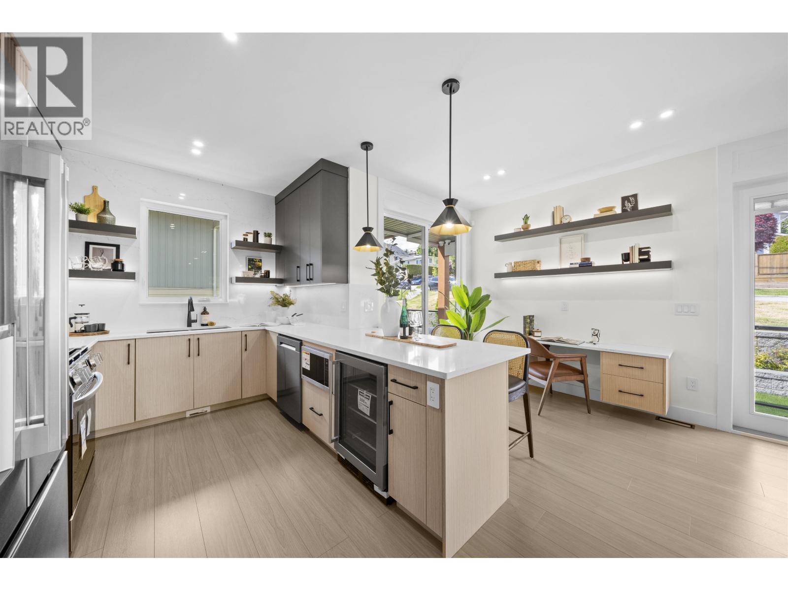 1 314 NELSON STREET, Coquitlam