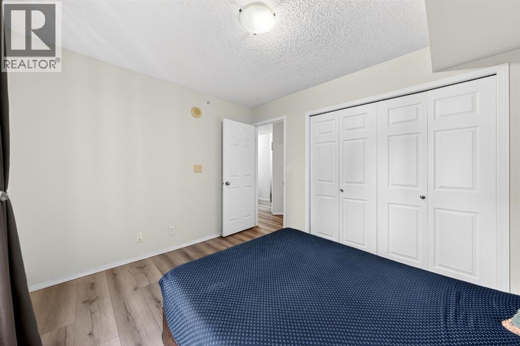 Single Family House for Sale in    Avenue SW Downtown West End Calgary 