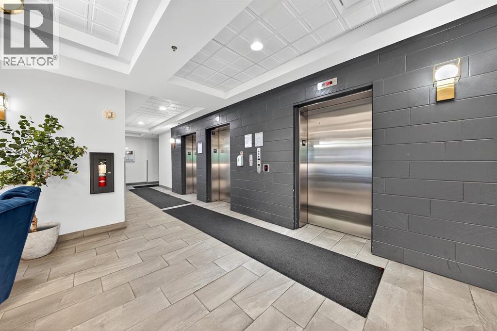 Single Family House for Sale in    Avenue SW Downtown West End Calgary 