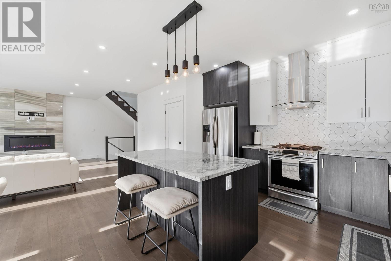 Property 17 of 51 of 404 Starboard Drive