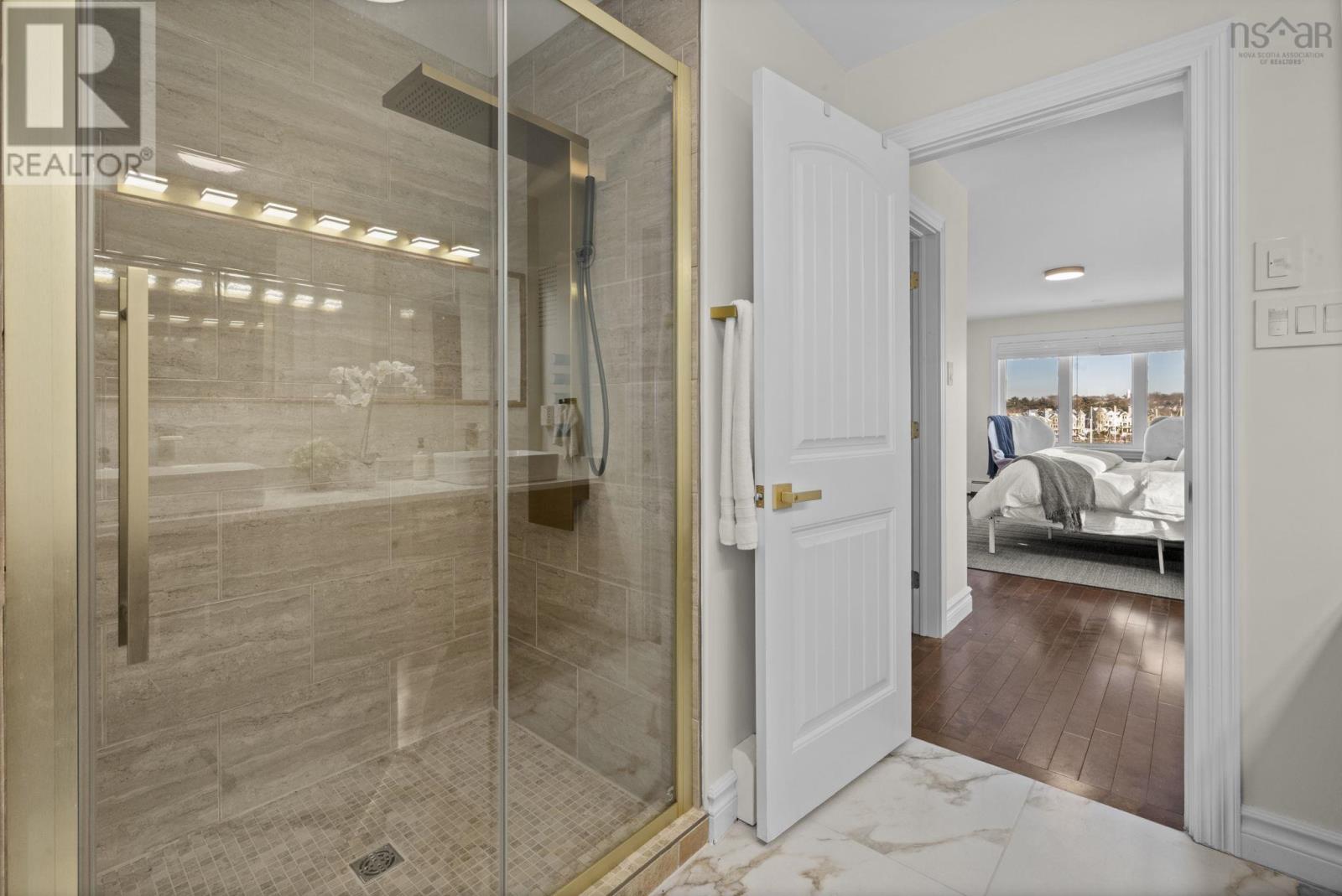 Property 31 of 49 of 8 & 10 Sailboat Lane