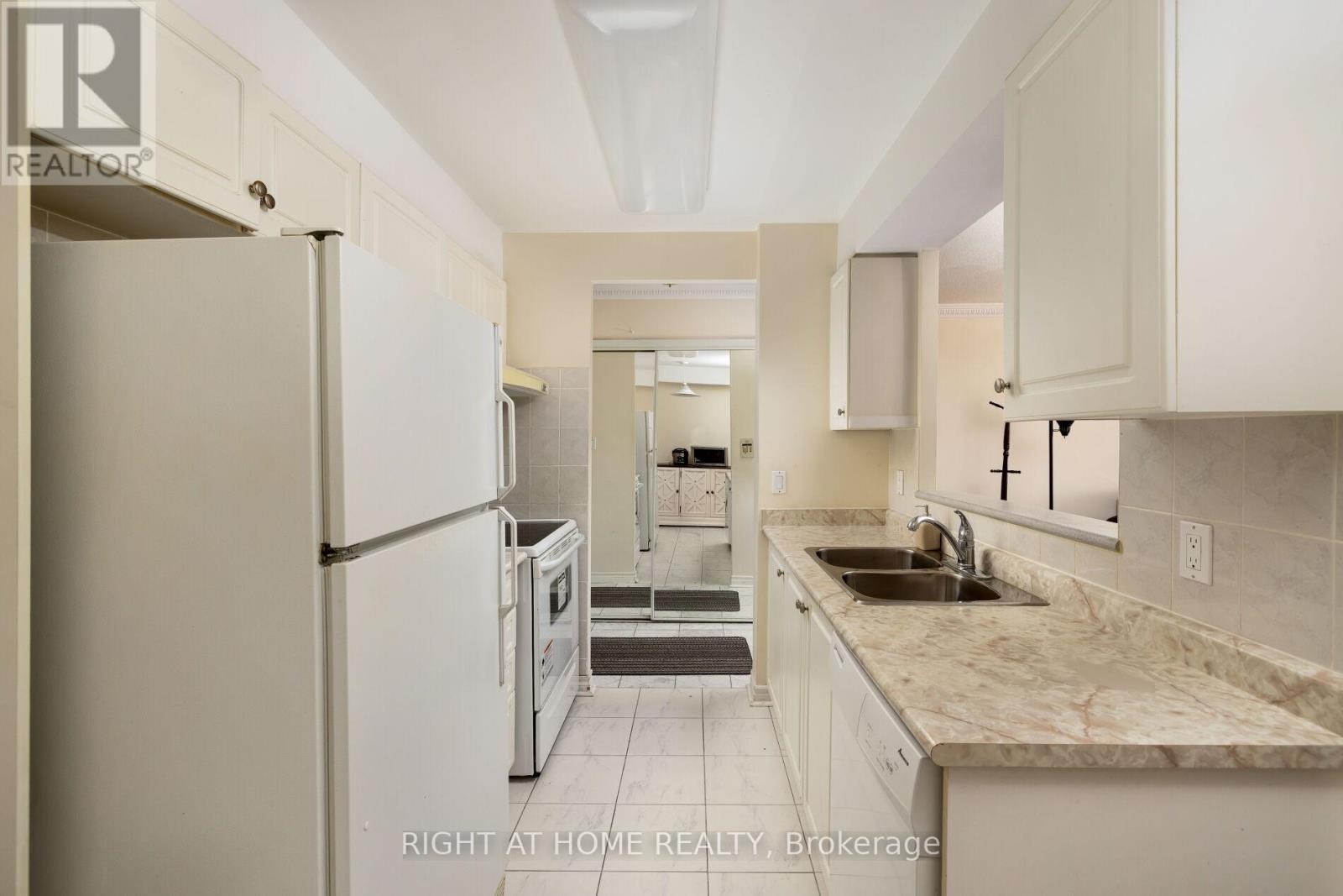 #227 1883 MCNICOLL AVENUE - 14