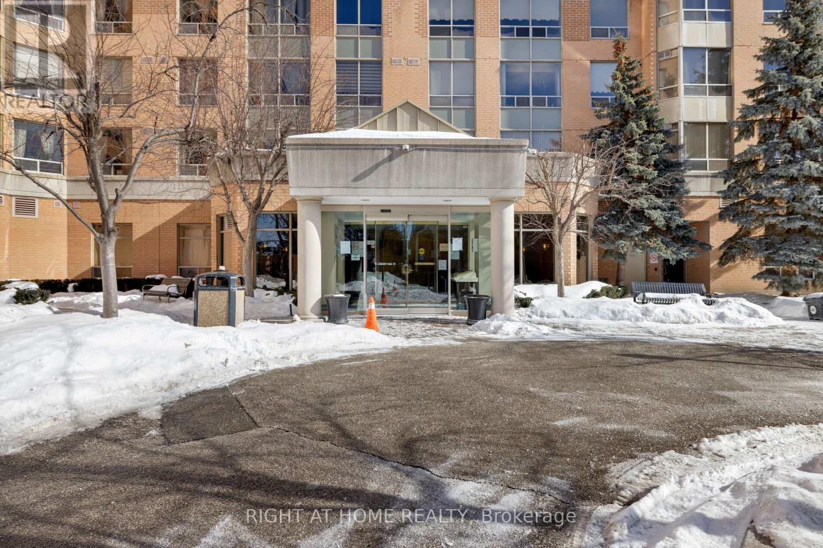 #227 1883 MCNICOLL AVENUE - 22