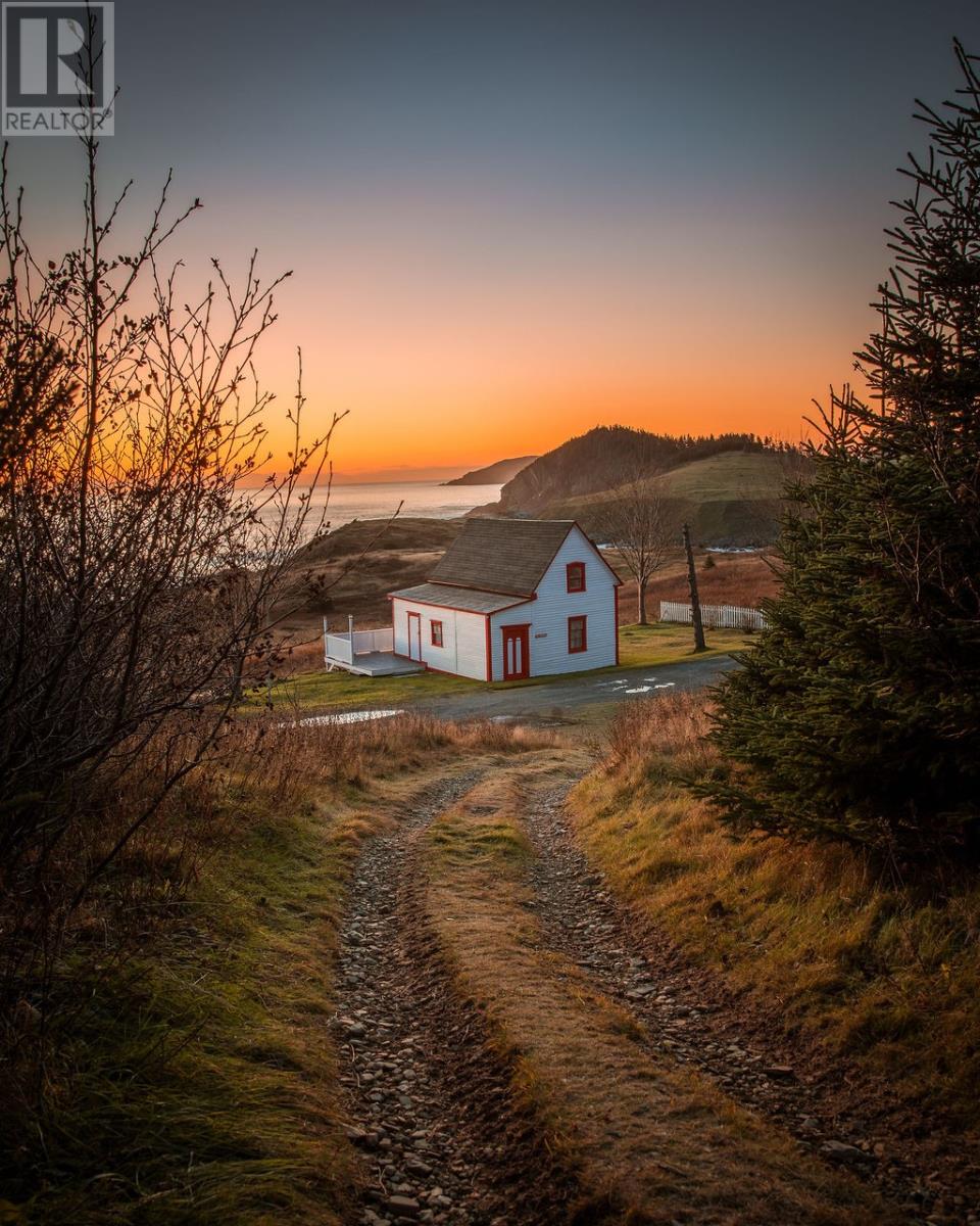 40 Cribbies Road - Photo 4 of 30, Tors Cove, Newfoundland & Labrador