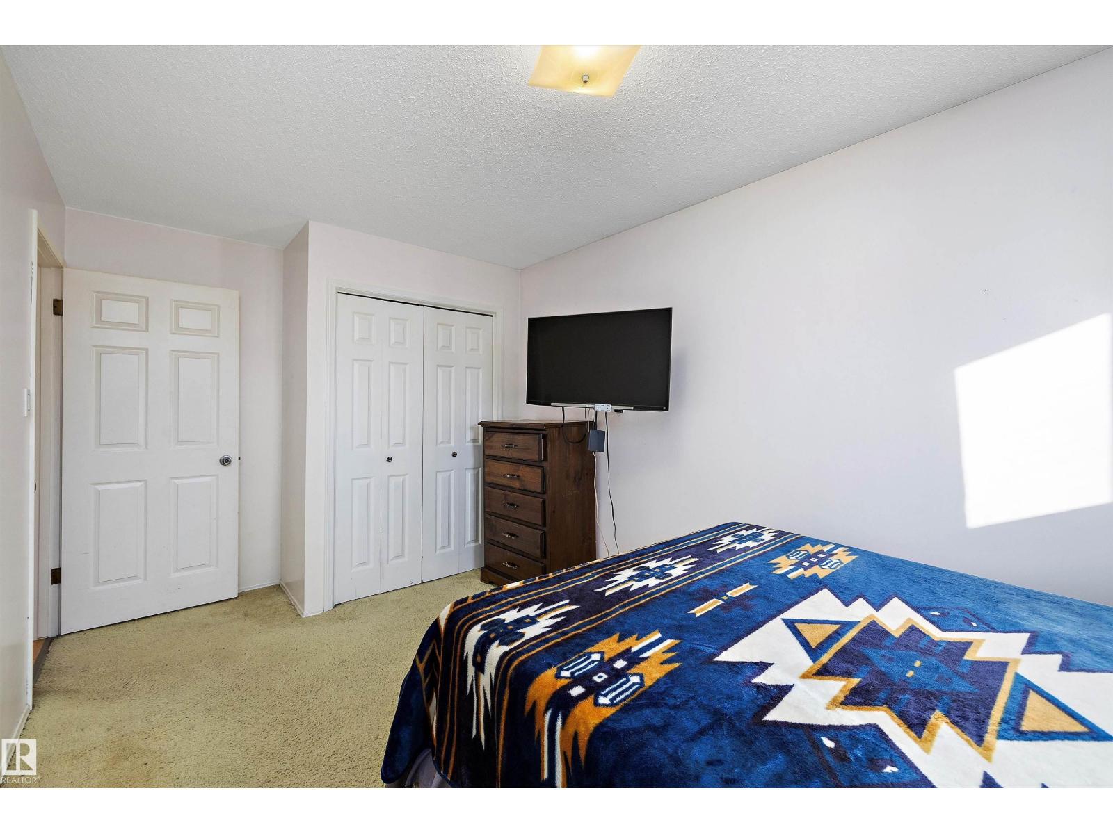 12117 91 ST NW - 15