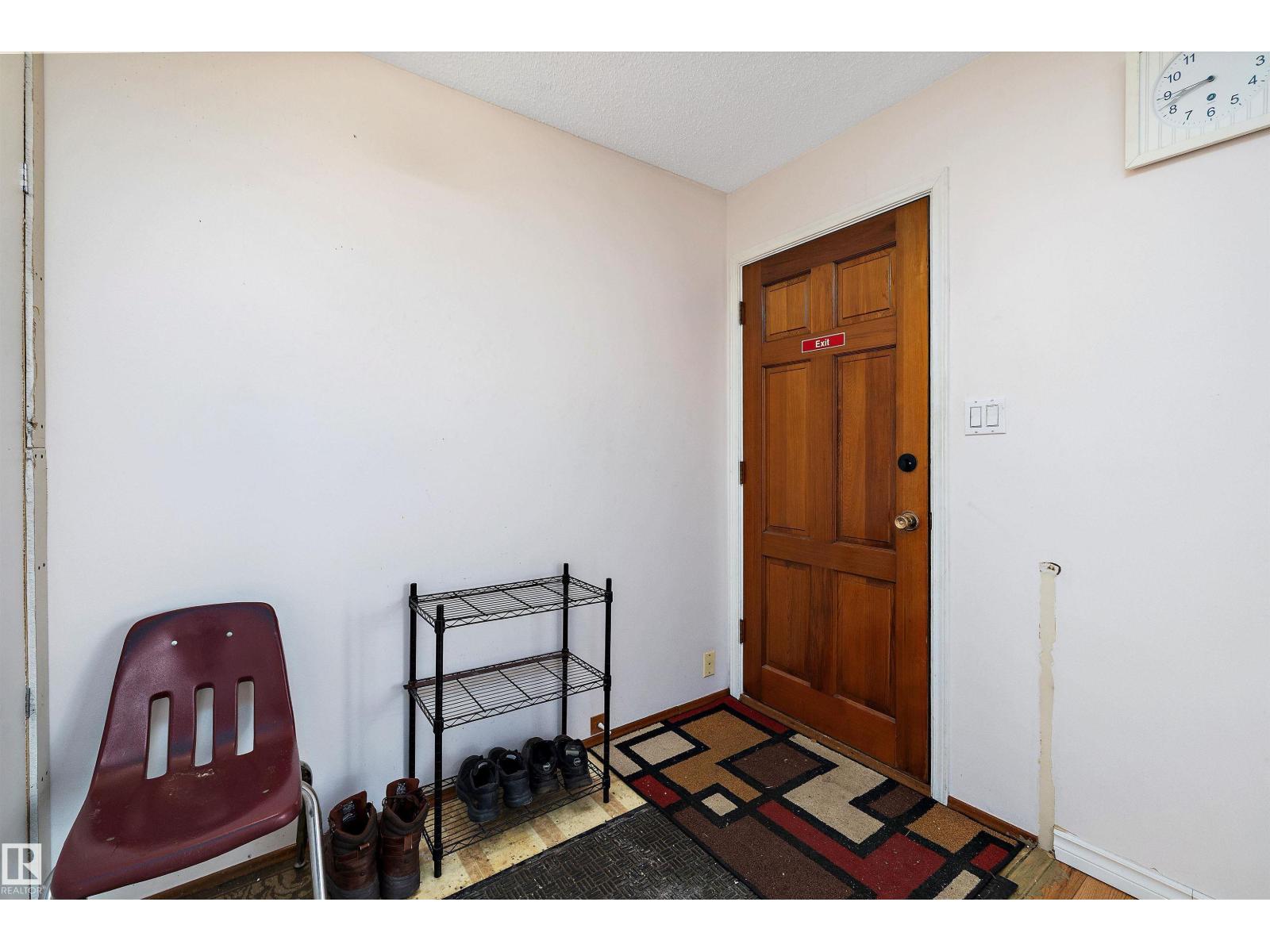 12117 91 ST NW - 3